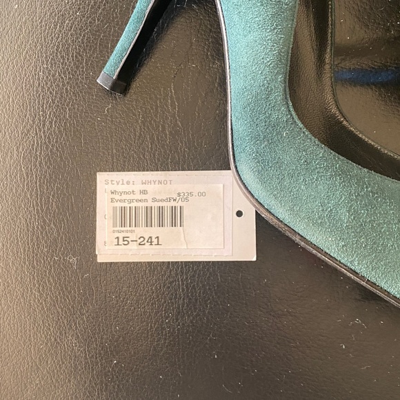 Shoes - Picture 3 of 9